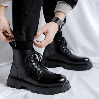 Осенние фирменные ботинки на шнуровке, модные ботинки с высоким берцем, популярные военные ботинки в британском стиле на толстой подошве, классические черные мужские кожаные ботинки
